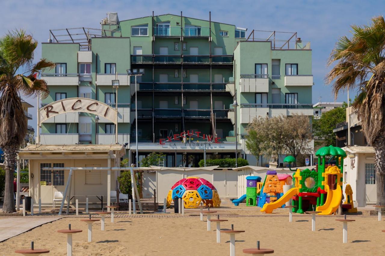 Hotel Executive La Fiorita Rimini Exteriör bild